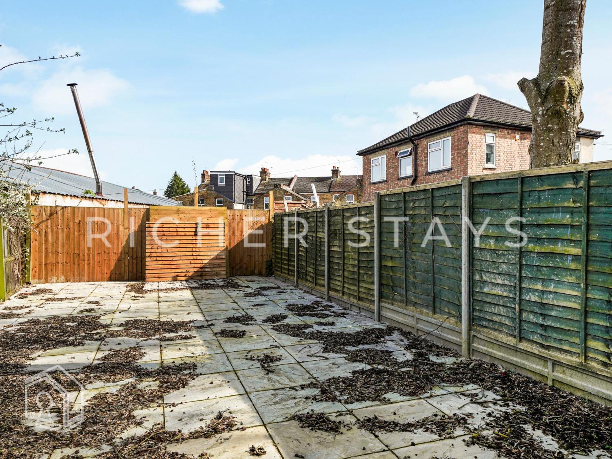 Watford Large 5Br Home - Contractors & Families Εξωτερικό φωτογραφία